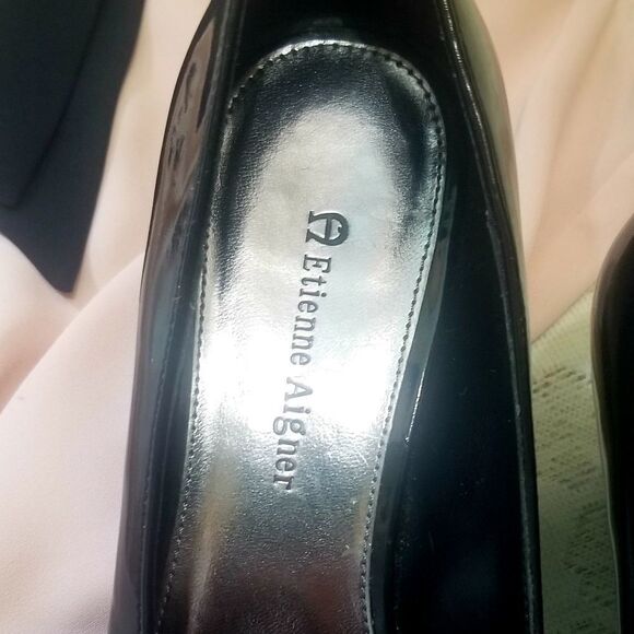 ⭐️ Etienne Aigner Patent Leather Wedge Heel Peep-Toe sz 8 - Picture 6 of 13